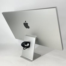 Load image into Gallery viewer, Apple Studio Display 27in 2026 Silver