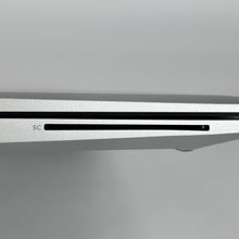 Load image into Gallery viewer, HP Elitebook 840 G7 14 Silver 1.7 GHz Intel Core i5 10th Gen. 8GB RAM 256GB Solid State Drive