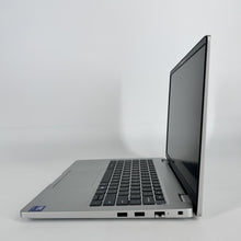 Load image into Gallery viewer, Dell Pro 14 PC14250 Platinum Silver 2.1 GHz Intel Core Ultra 7 Series 2 32GB RAM 1TB Solid State Drive