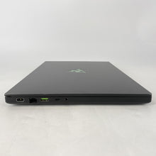 Load image into Gallery viewer, Razer Blade 15 Base 2020 Black 2.6 GHz Intel Core i7 10th Gen. 16GB RAM 512GB Solid State Drive NVIDIA GeForce RTX 2060 6 GB