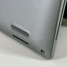 Load image into Gallery viewer, Dell Latitude 5520 15.6 Gray 2.6 GHz Intel Core i5 11th Gen. 16GB RAM 256GB Solid State Drive