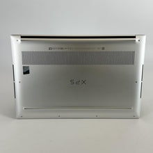 Load image into Gallery viewer, Dell XPS 15 9520 Silver 2.3 GHz Intel Core i7 12th Gen. 16GB RAM 512GB Solid State Drive NVIDIA GeForce RTX 3050 4 GB