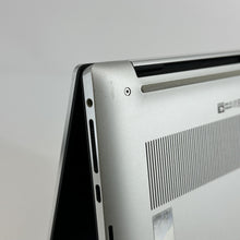 Load image into Gallery viewer, Dell XPS 15 9520 Silver 2.3 GHz Intel Core i7 12th Gen. 16GB RAM 512GB Solid State Drive NVIDIA GeForce RTX 3050 4 GB