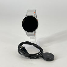Load image into Gallery viewer, Samsung Galaxy Watch7 44mm Silver WiFi 32GB