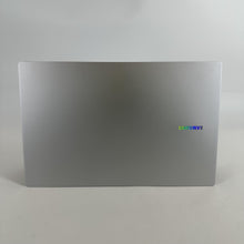 Load image into Gallery viewer, Samsung Galaxy Book4 15.6 Silver 1.8 GHz Intel Core 7 16GB RAM 512GB Solid State Drive
