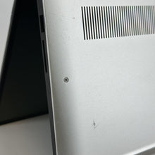 Load image into Gallery viewer, Dell XPS 15 7590 Silver 2.6 GHz Intel Core i7 9th Gen. 32GB RAM 512GB Solid State Drive NVIDIA GeForce GTX 1650 4 GB