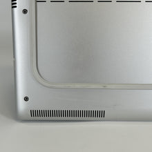 Load image into Gallery viewer, Dell Alienware X16 R1 Silver 2.4 GHz Intel Core i7 13th Gen. 16GB RAM 1TB Solid State Drive NVIDIA GeForce RTX 4070 8 GB
