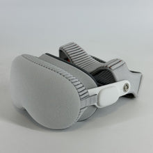 Load image into Gallery viewer, Apple Vision Pro (M5) 256GB