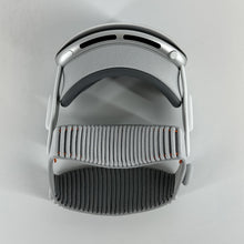 Load image into Gallery viewer, Apple Vision Pro (M5) 256GB