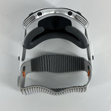 Load image into Gallery viewer, Apple Vision Pro (M5) 256GB
