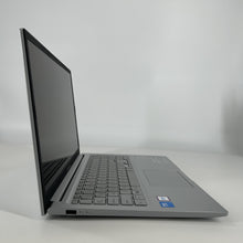 Load image into Gallery viewer, Asus Vivobook 15 Silver 1.8 GHz Intel Core 7 16GB RAM 512GB Solid State Drive