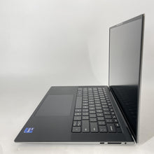 Load image into Gallery viewer, Dell Precision 5570 15.6 Gray 2.5 GHz Intel Core i9 12th Gen. 64GB RAM 1TB Solid State Drive NVIDIA RTX A2000 8 GB
