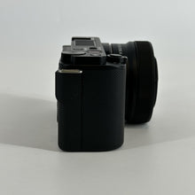 Load image into Gallery viewer, Sony Alpha ZV-E10 24.2MP Black