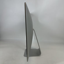 Load image into Gallery viewer, Apple iMac Slim Unibody 21.5 Retina 4K 2019 3.6 GHz Intel Core i3 8GB RAM 1TB Hard Disk Drive AMD Radeon Pro 555X 2 GB