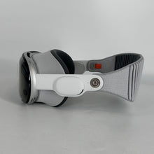 Load image into Gallery viewer, Apple Vision Pro 512GB