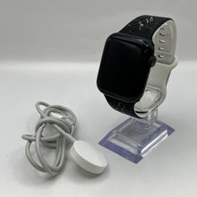 Load image into Gallery viewer, Apple Watch (SE) 2nd Gen. 44mm Black Unlocked 32GB