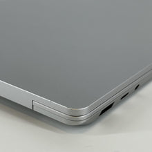 Load image into Gallery viewer, Microsoft Surface Laptop 5 15 Platinum 2.7 GHz Intel Core i7 12th Gen. 16GB RAM 256GB Solid State Drive