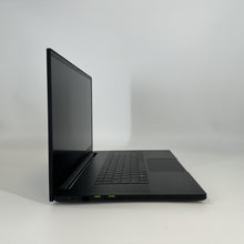 Load image into Gallery viewer, Razer Blade 17 2022 Black 2.5 GHz Intel Core i9 12th Gen. 32GB RAM 1TB Solid State Drive NVIDIA GeForce RTX 3070 Ti 8 GB