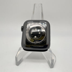 Apple Watch Series 6 (GPS) Space Gray Aluminum 40mm w/ Black Sport Band Good