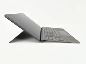 Microsoft Surface Pro 8 13" Black 2.4GHz i5-1135G7 8GB 256GB Very Good w/ Bundle