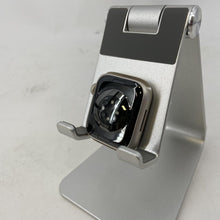Load image into Gallery viewer, Apple Watch Series 7 Silver Sport 41mm w/ Green Non-OEM Sport Band - Very Good