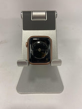 Load image into Gallery viewer, Apple Watch Series 5 (GPS) Gold Sport 40mm w/ Pink Sand Sport - Good