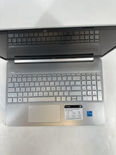 Load image into Gallery viewer, HP Notebook 15 Intel Core i3 11th Gen. 8GB RAM 256GB Solid State Drive
