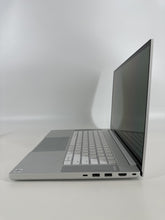 Load image into Gallery viewer, Razer Blade 15 Base 2020 Silver 2.6 GHz Intel Core i7 10th Gen. 32GB RAM 512GB Solid State Drive NVIDIA GeForce RTX 2070 8 GB