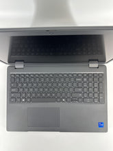 Load image into Gallery viewer, Dell Latitude 3550 15.6 Gray 1.7 GHz Intel Core i7 13th Gen. 16GB RAM 512GB Solid State Drive