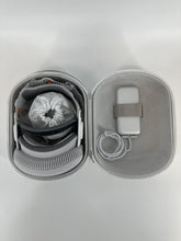 Load image into Gallery viewer, Apple Vision Pro 256GB