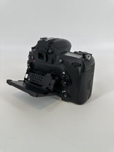 Load image into Gallery viewer, Nikon D750 24.3MP Black