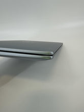 Load image into Gallery viewer, Dell Inspiron 5440 14 Silver 1.8 GHz Intel Core 7 16GB RAM 1TB Solid State Drive