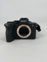 Load image into Gallery viewer, Sony Alpha 7 IV 33MP Black