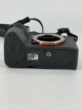 Load image into Gallery viewer, Sony Alpha 7 IV 33MP Black