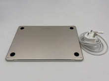 Load image into Gallery viewer, Apple MacBook Air 13 2024 Silver 4.06 GHz M3 8-Core CPU 8GB Unified Memory 256GB Solid State Drive 8-Core GPU