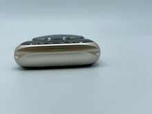 Load image into Gallery viewer, Apple Watch Series 7 (GPS) Starlight Nike Sport 41mm w/ Platinum Nike Sport