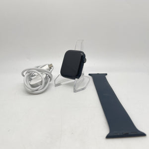 Apple Watch Series 8 (GPS) Midnight Aluminum 45mm w/ Black Solo Loop Good