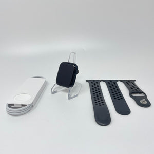 Apple Watch Series 7 (GPS) Midnight Black Aluminum 45mm w/ Black Sport Very Good