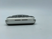 Load image into Gallery viewer, Apple Watch Series 6 Cellular Silver Nike Sport 40mm w/ White Nike Sport