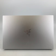 Load image into Gallery viewer, Razer Blade RZ09-03287 15&quot; 2020 UHD 2.6GHz i7-10750H 32GB 512GB SSD/HDD RTX 2070