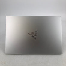 Load image into Gallery viewer, Razer Book RZ09-0357 WUXGA TOUCH 13.5&quot; Silver 2020 2.8GHz i7-1165G7 16GB 512GB