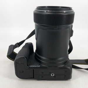 Nikon Coolpix P1000 XGA OLED 4K 16MP 24-3000mm Built-In Lens Very Good Condition