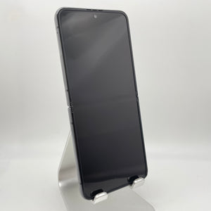 Samsung Galaxy Z Flip4 128GB Black Unlocked Very Good Condition