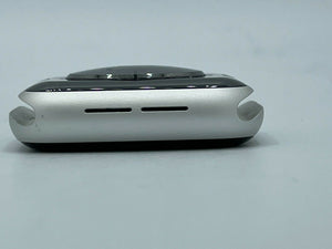 Apple Watch Series 4 (GPS) Silver Sport 40mm w/ White Sport