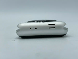 Apple Watch Series 3 (GPS) Silver Sport 38mm w/ White Sport