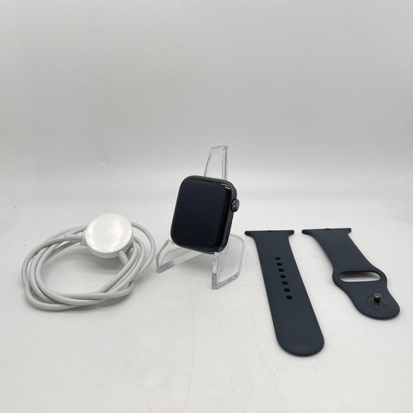 Apple Watch Series 5 Cellular Space Gray Aluminum 44mm w/ Black Sport Band Good