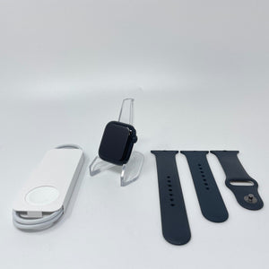 Apple Watch Series 7 (GPS) Midnight Black Aluminum 41mm w/ Black Sport Excellent