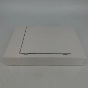 MacBook Air 13.6 Silver 2022 3.5GHz M2 8-Core CPU/8-Core GPU 8GB 256GB SSD - NEW