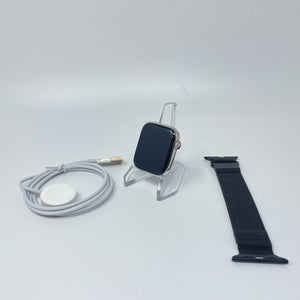 Apple Watch Series 7 Cellular Silver S. Steel 45mm Black Milanese Loop Excellent