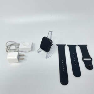 Apple Watch Series 5 (GPS) Space Gray Aluminum 44mm w/ Black Sport Band